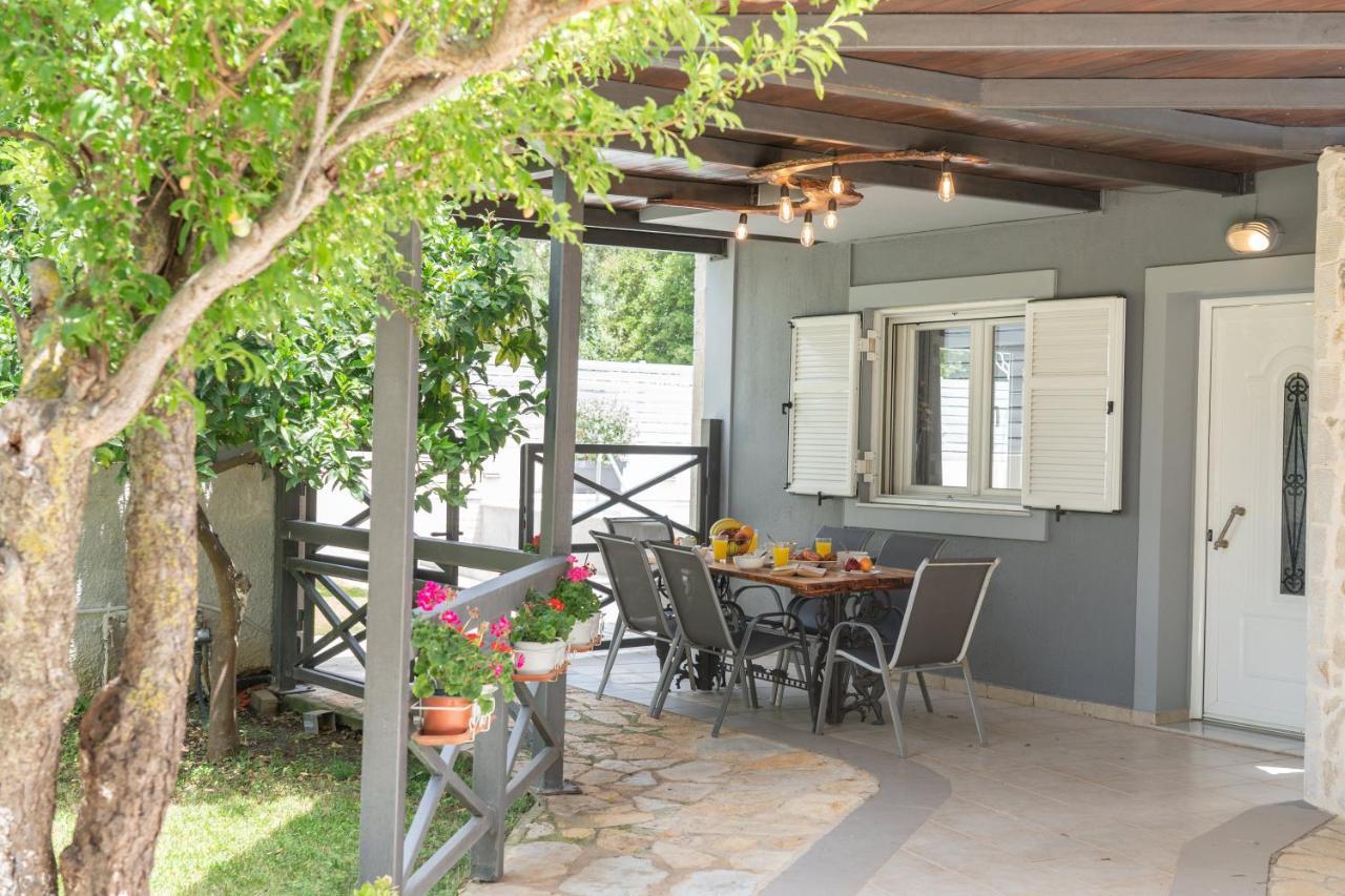 Popi'S Villa Свороната Екстериор снимка